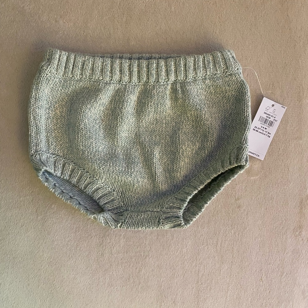 Old Navy Knit Baby Bloomers